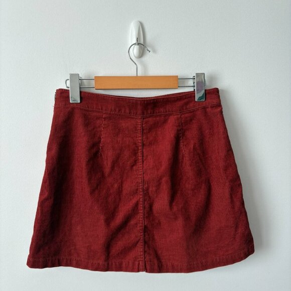 Aritzia Wilfred Free Corduroy Mini Skirt in Deep Burnt Red Size 4 - Picture 4 of 6